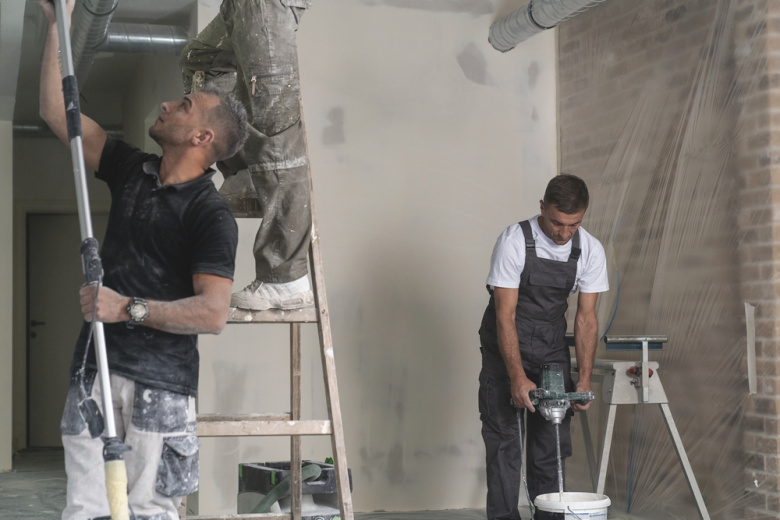 Биолог раскрыла, чем опасно проживание в квартире во время ремонта