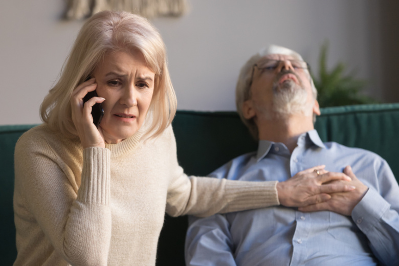 Россиянам рассказали о правилах первой помощи при инсульте