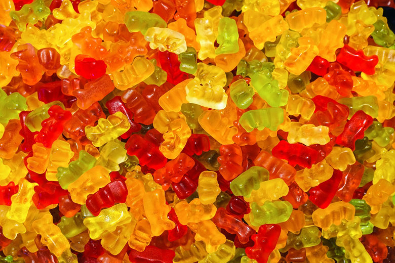 Врач рассказала, чем опасны жевательные мармеладки