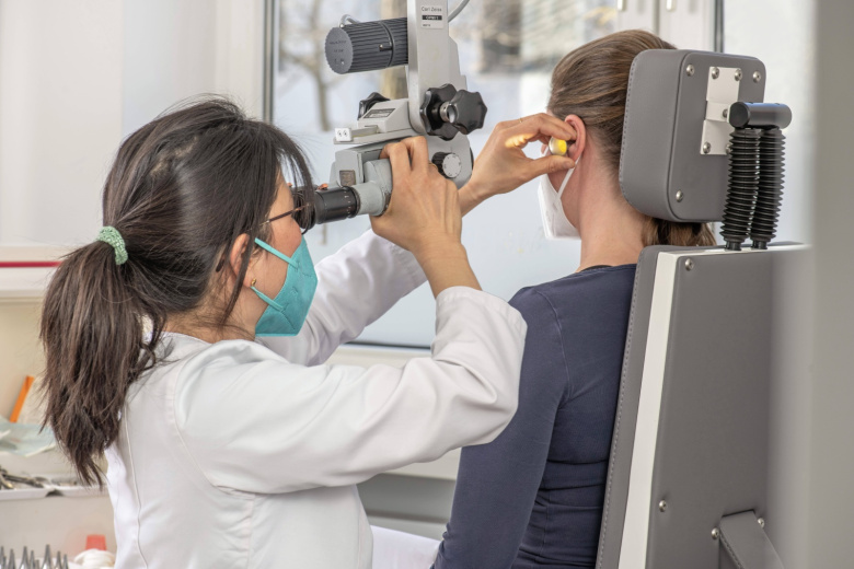 Врач рассказала, нужно ли промывать нос ребенку