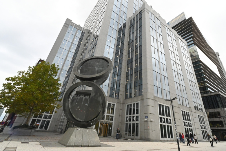 Глава Euroclear готова защищать в суде российские активы от ЕС