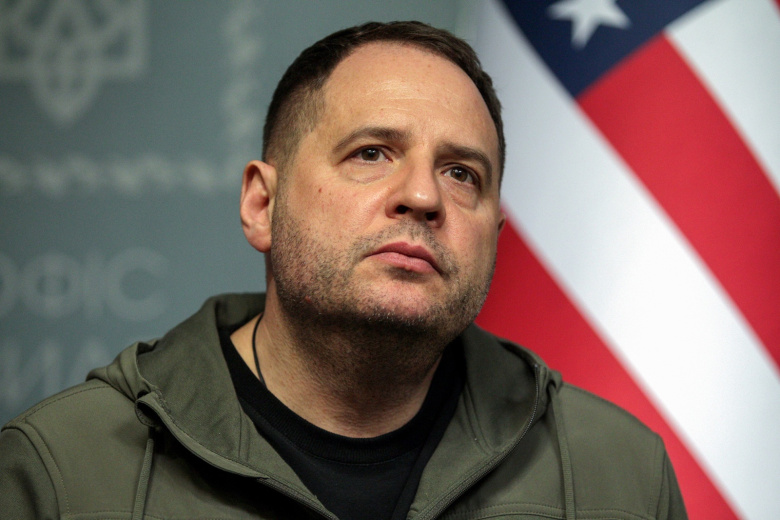 Стало известно, что может грозить попавшему в коррупционный скандал Ермаку