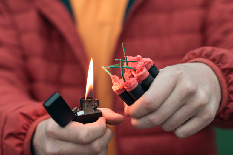 Поляк с петардами устроил железнодорожный коллапс